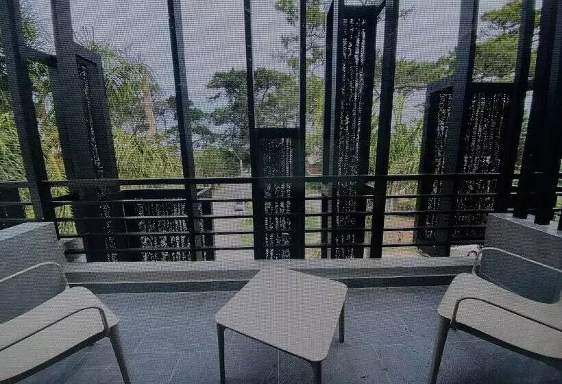 スタンダードスタジオ, La Capilla  Punta Del Este