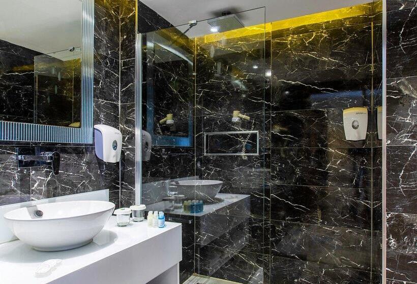 סוויטת ג'וניור נוף לים, Labranda Ephesus Princess - All Inclusive