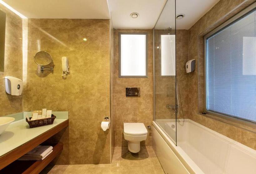 סוויטת ג'וניור נוף לים, Labranda Ephesus Princess - All Inclusive