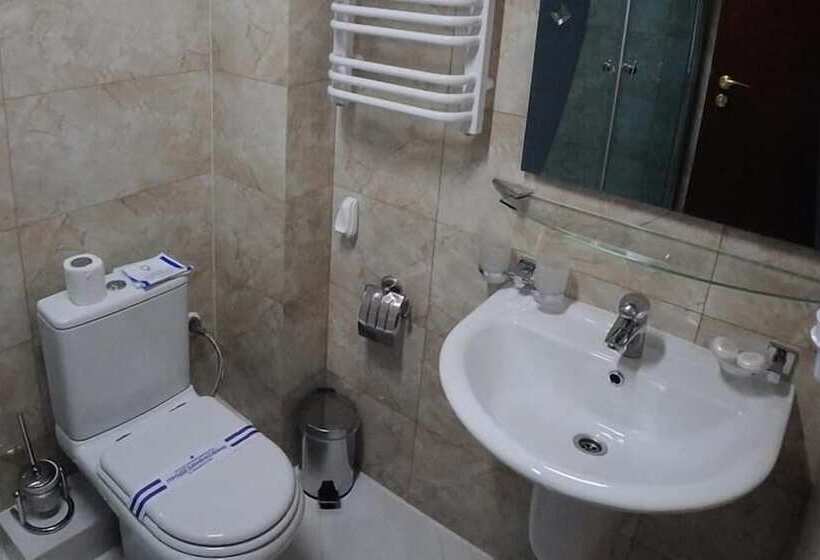 주니어 스위트, Mir