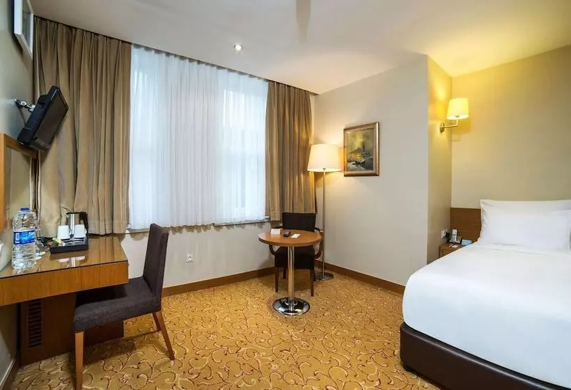 Suite Sea View, Radisson Hotel Istanbul Sultanahmet