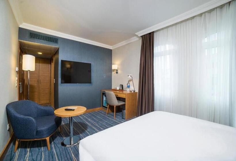 Standard Room, Radisson Hotel Istanbul Sultanahmet
