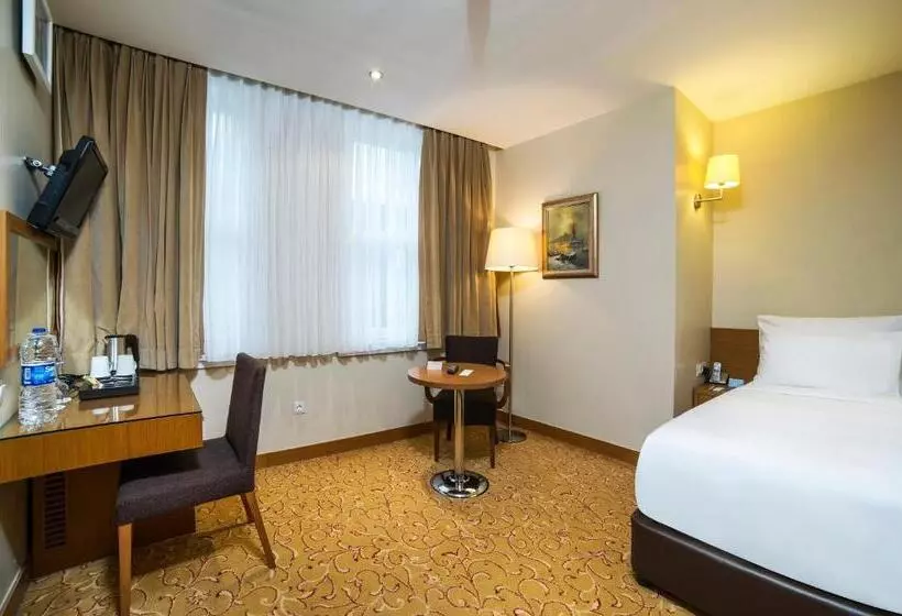 Suite Sea View, Radisson Hotel Istanbul Sultanahmet