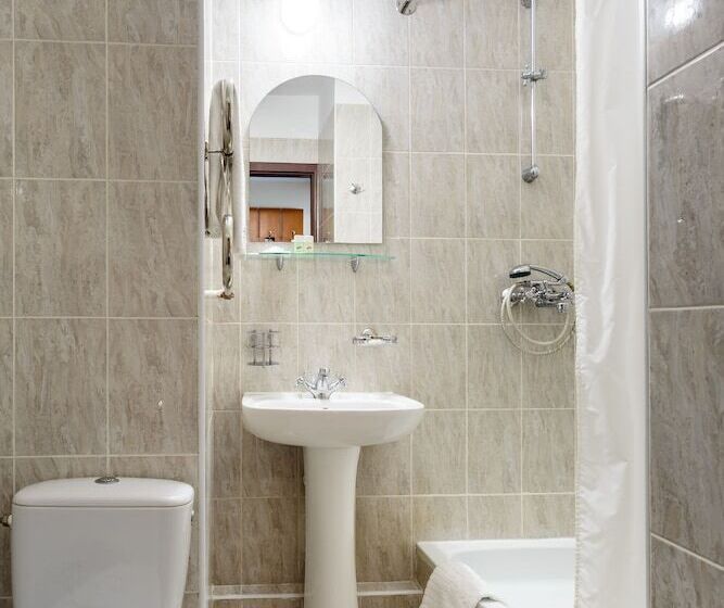 اتاق اکونومی یک تخته, Tourist Hotel Complex