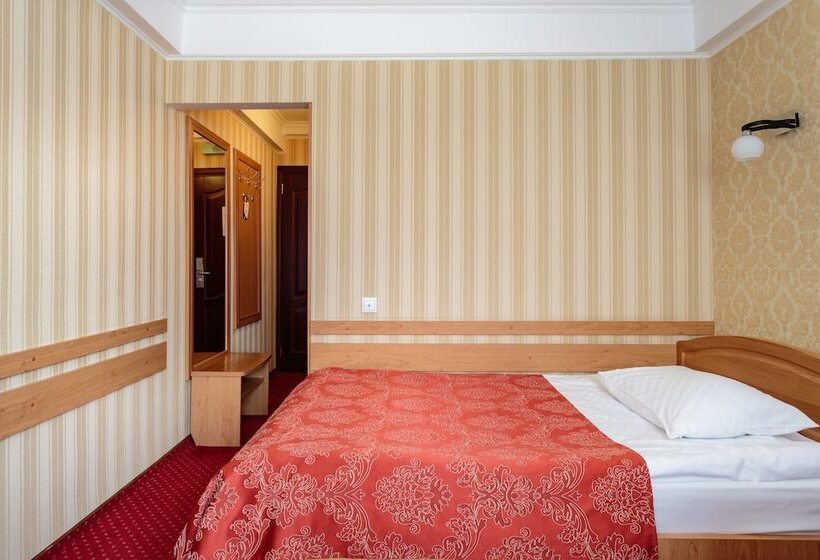 اتاق استاندارد یک نفره, Tourist Hotel Complex