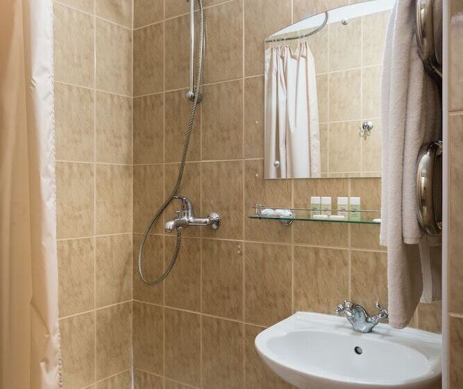 اتاق استاندارد, Tourist Hotel Complex