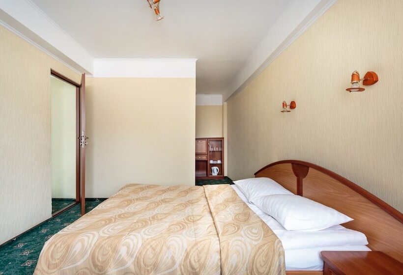 اتاق استاندارد, Tourist Hotel Complex