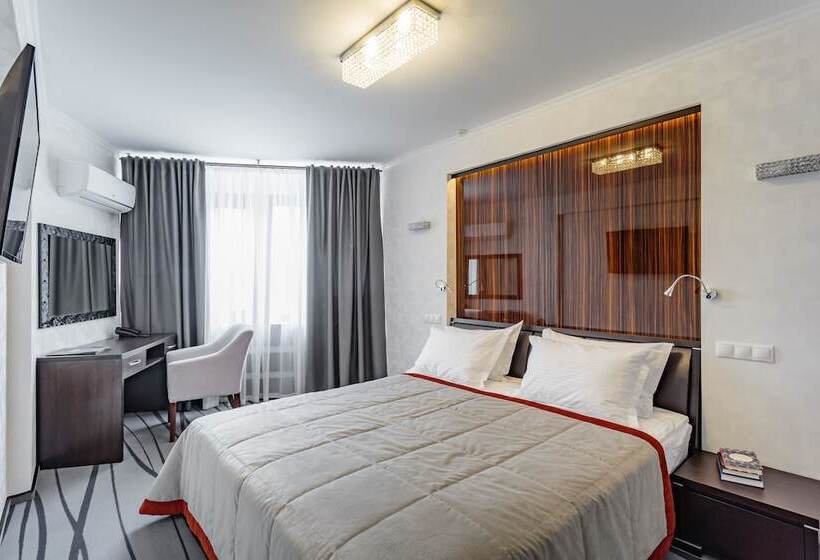 سوییت لوکس, Tourist Hotel Complex