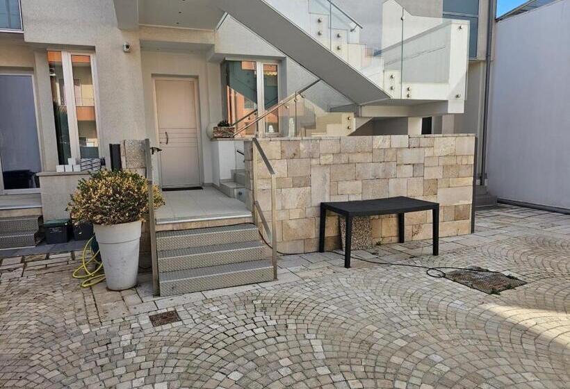 1ベッドルームのスーペリアアパートメント, B&b White Con Parcheggio Privato