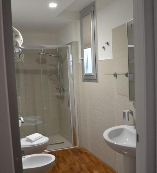 اتاق لوکس, B&b White Con Parcheggio Privato