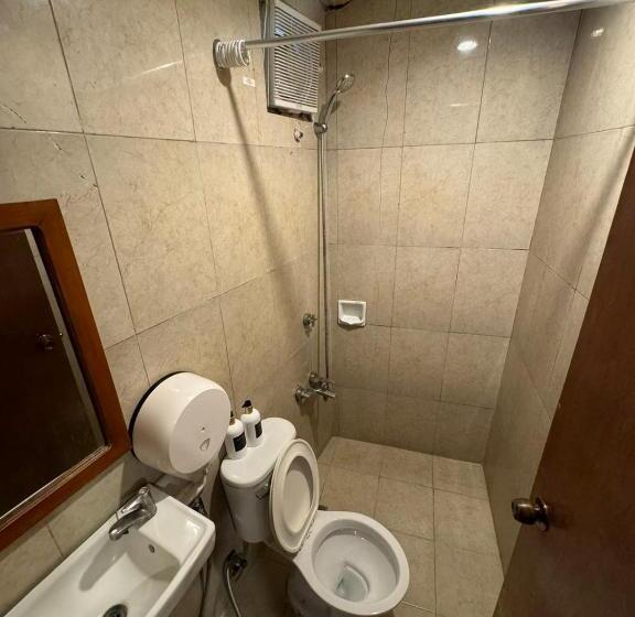 اتاق استاندارد سه نفره, Sj Mansion