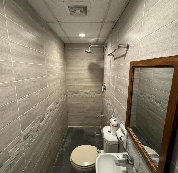 اتاق استاندارد سه نفره, Sj Mansion