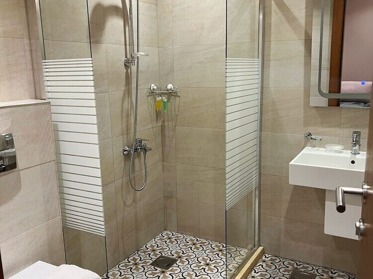 اتاق لوکس, The Seventh Star Hotel Suites