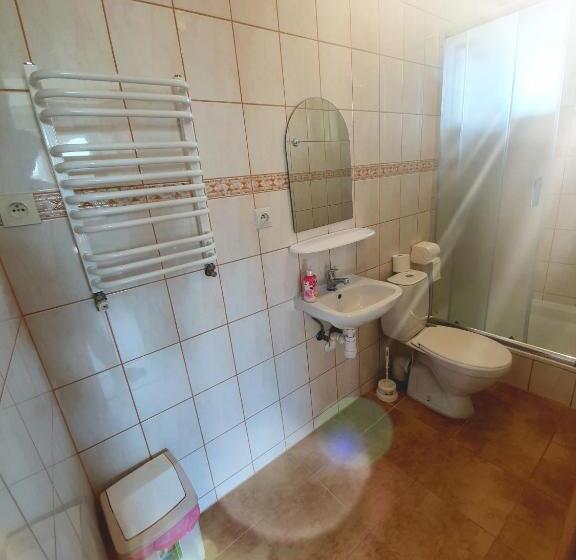 Номер Стандарт, Zielony Dom