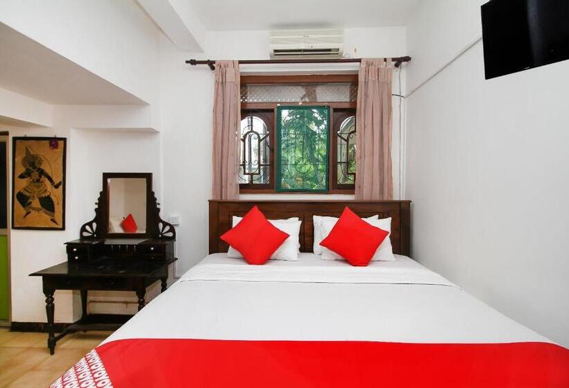 Quarto Triplo Estandar, Lioni Holidays Villa