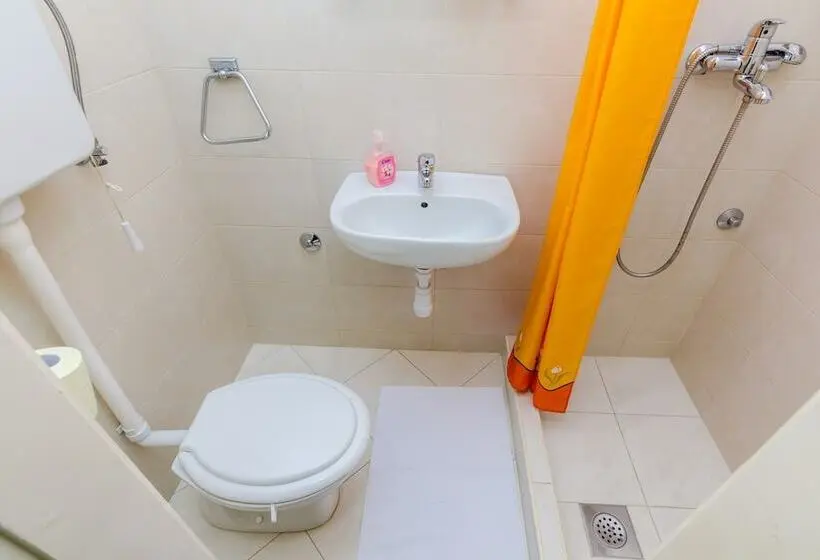 آپارتمان 2 خوابه با چشم‌انداز دریا, Guest House Villa Nina