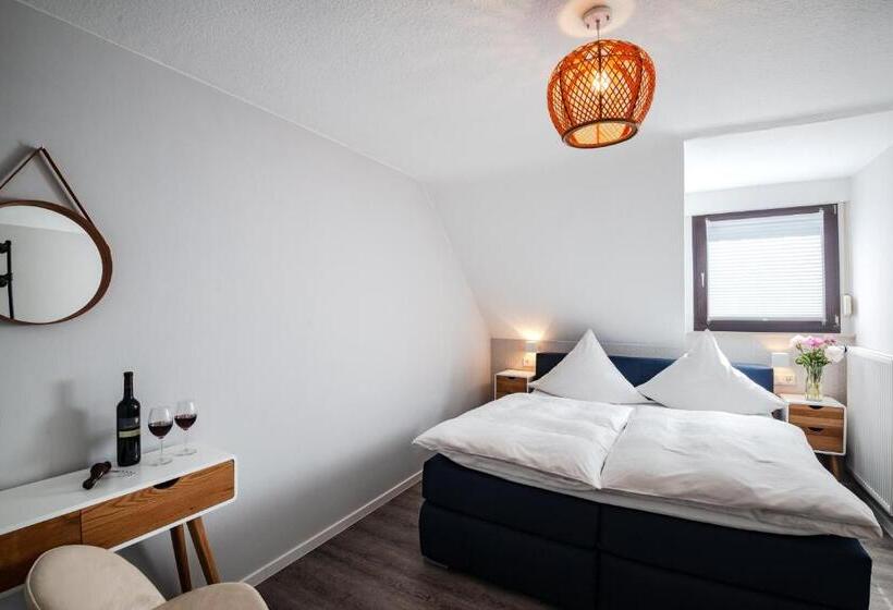 Номер Стандарт, Moselweingut & Gästehaus Hubertushof