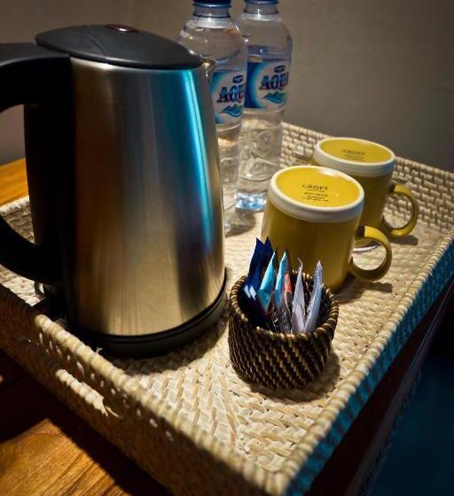 オーシャンビュースイート, Umadewi Surf & Retreat