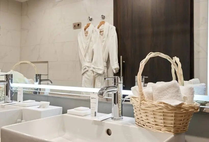 スイート, Radisson Hotel & Congress Center Saransk