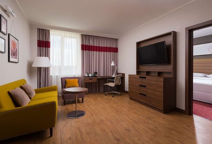 جناح مطل على المدينة, Radisson Hotel & Congress Center Saransk