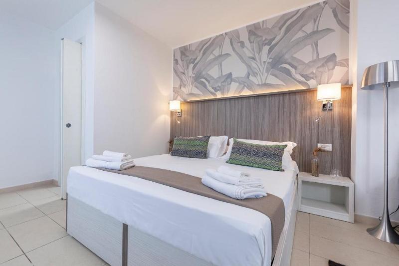 Полулюкс, Relais Regina Rosanna