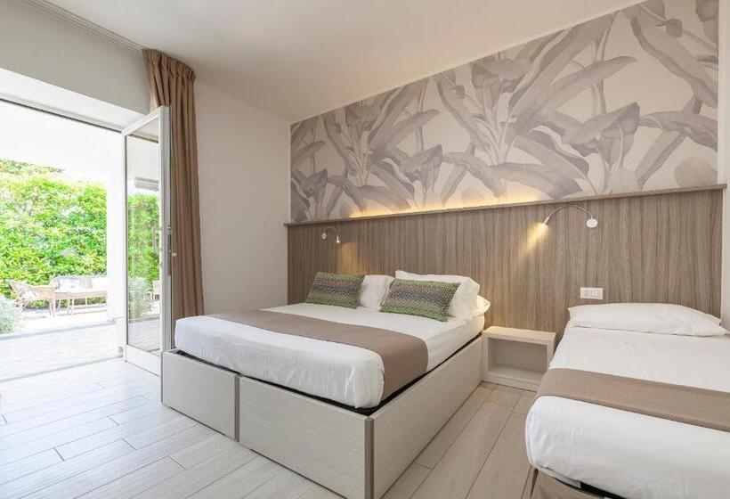 Трехместный Номер Классика, Relais Regina Rosanna