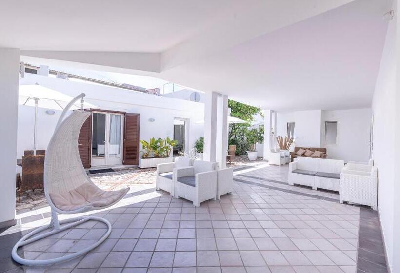 Трехместный Номер Классика, Relais Regina Rosanna