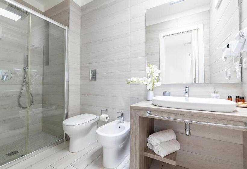 Полулюкс, Relais Regina Rosanna