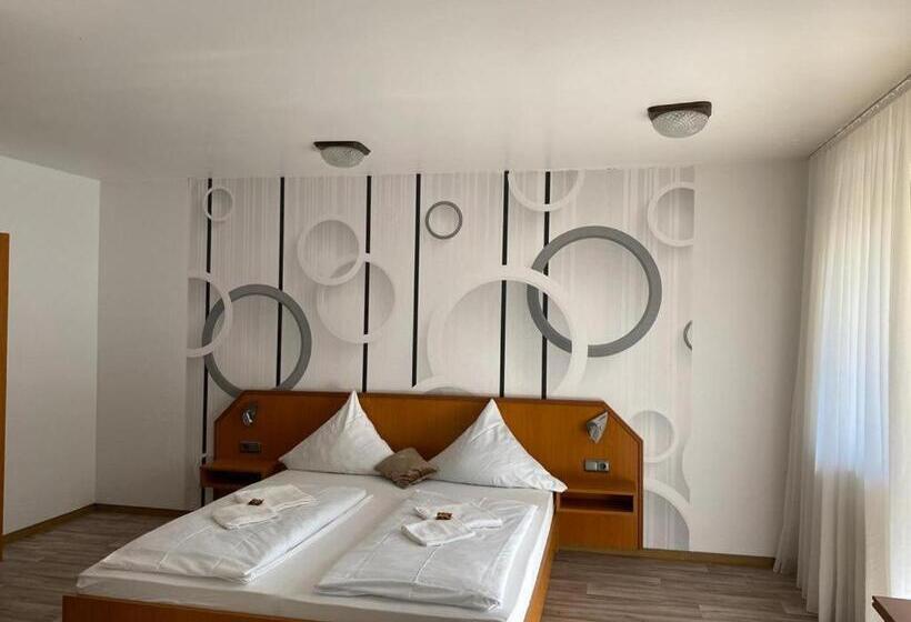 חדר סטנדרט עם מרפסת, Krone Riesling