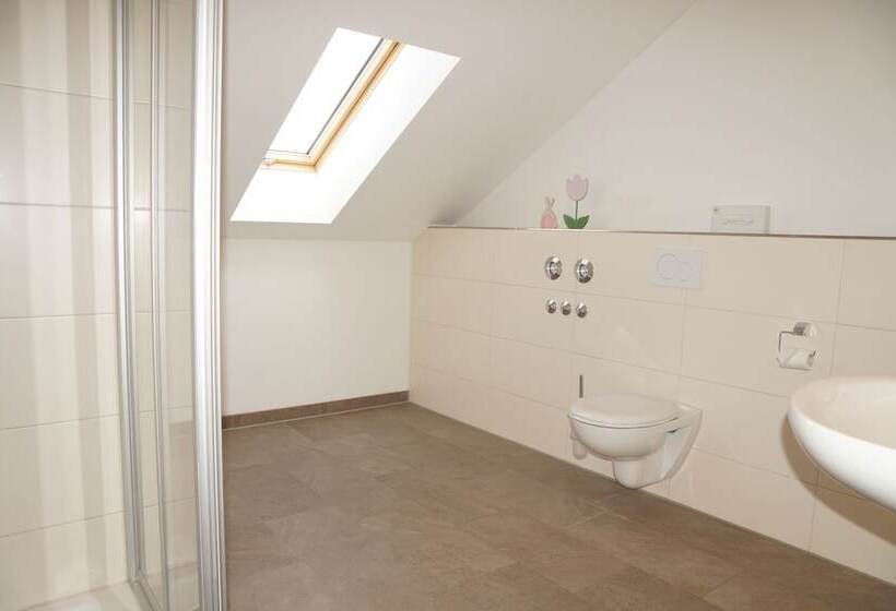 スタンダードルーム, Seehotel Und Appartements Schnöller