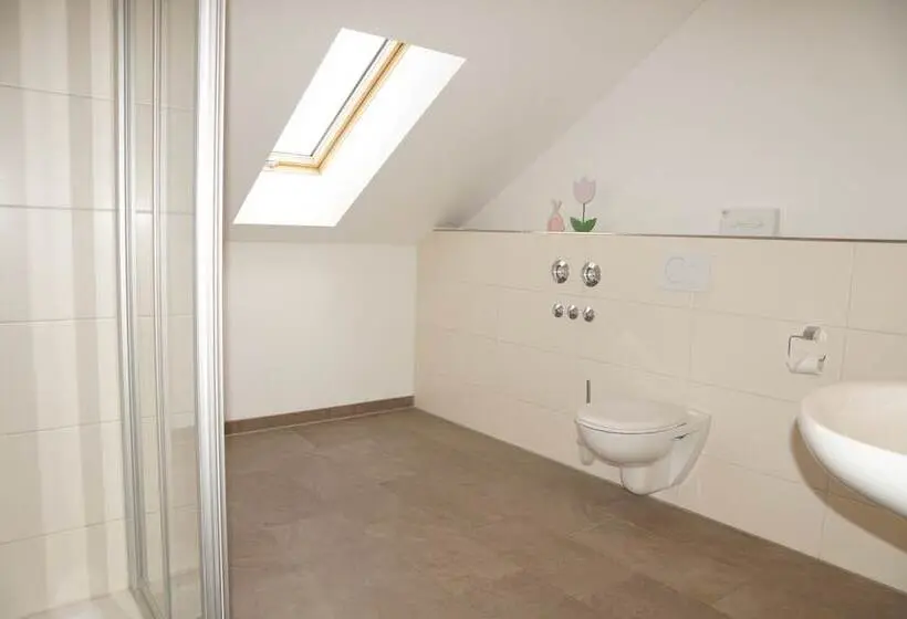 スタンダードルーム, Seehotel Und Appartements Schnöller
