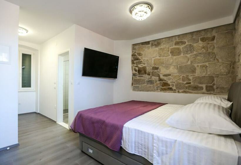 חדר דלוקס, Villa Kate