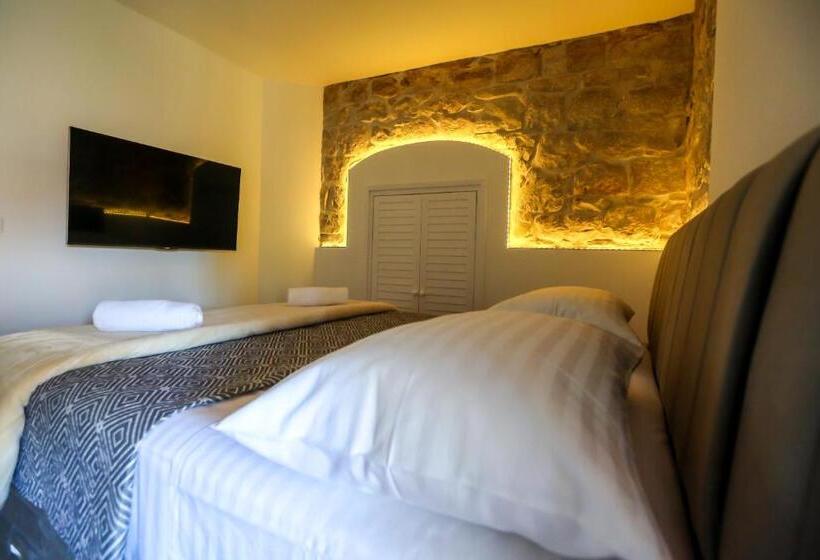 חדר דלוקס עם מרפסת, Villa Kate