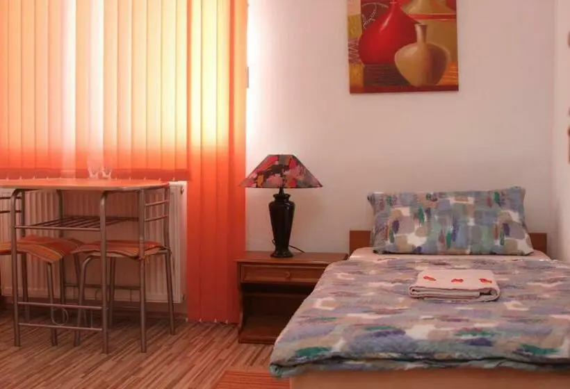 スタンダードルーム, Pension Motel Anna