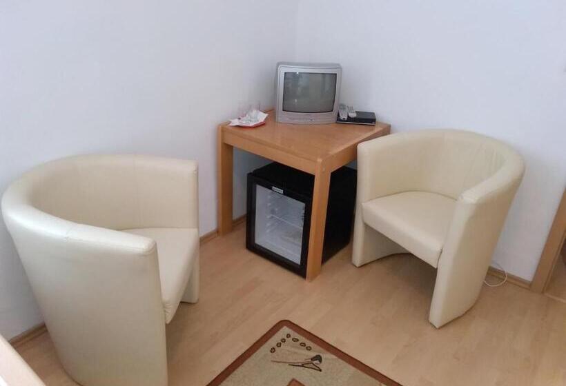 Люкс 2 Спальни, Pension Motel Anna