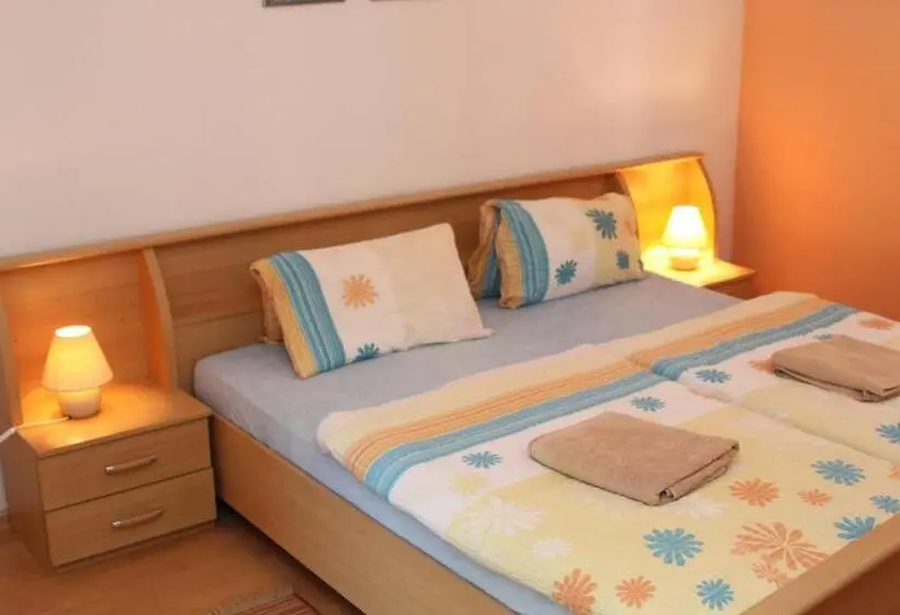 スイート（家族用）, Pension Motel Anna