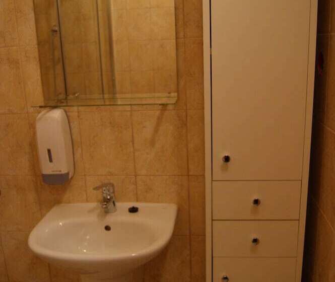 Quarto Quádruplo Estandar, Pensjonat Zielone Wzgórze W Bolesławowie