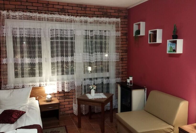 Четырехместный Номер Стандарт, Pensjonat Zielone Wzgórze W Bolesławowie