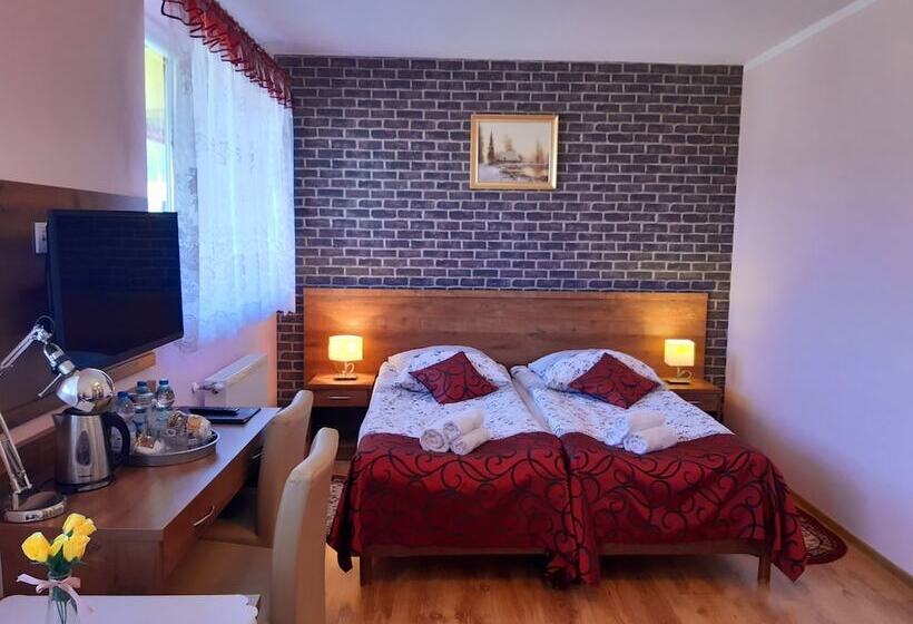 Quarto Triplo Estandar, Pensjonat Zielone Wzgórze W Bolesławowie