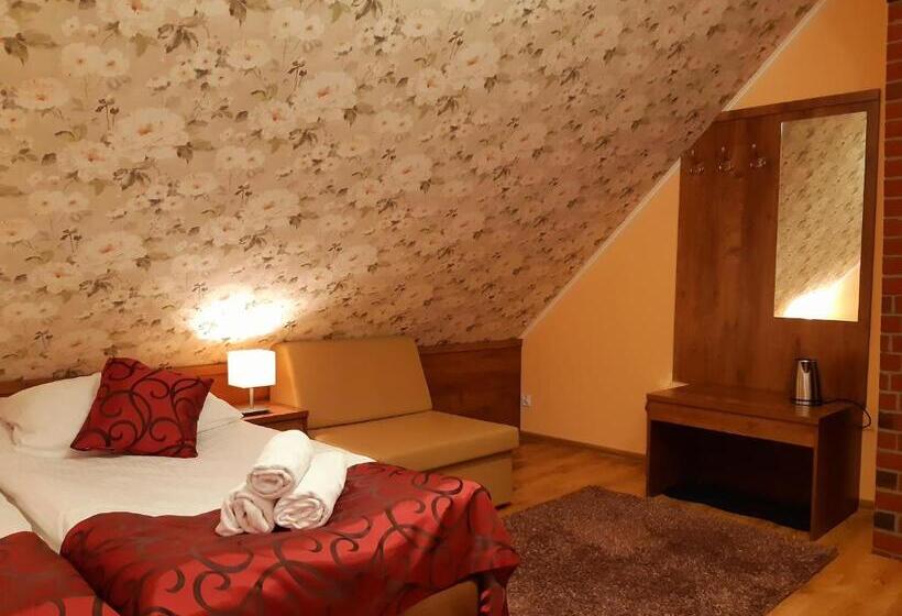 Quarto Triplo Estandar, Pensjonat Zielone Wzgórze W Bolesławowie