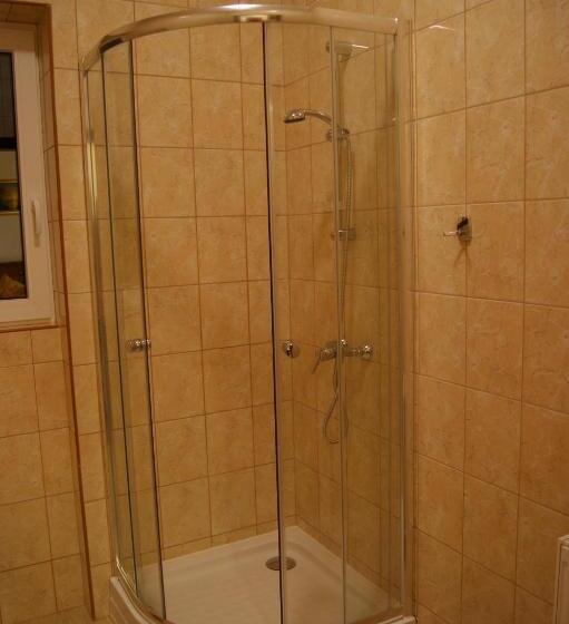 Quarto Quádruplo Estandar, Pensjonat Zielone Wzgórze W Bolesławowie