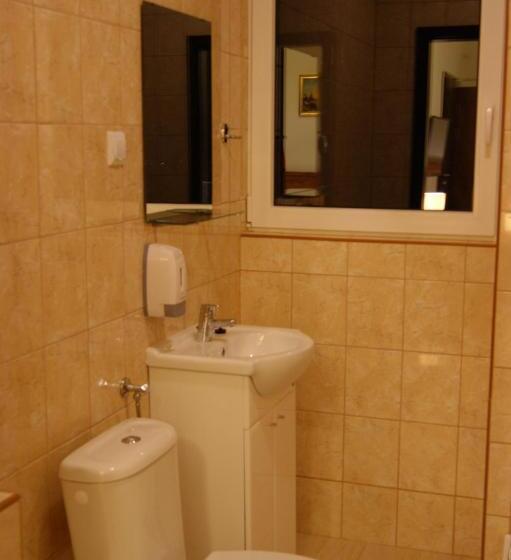 Quarto Quádruplo Estandar, Pensjonat Zielone Wzgórze W Bolesławowie