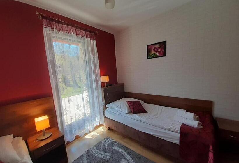 Quarto Estandar com Terraço, Pensjonat Zielone Wzgórze W Bolesławowie