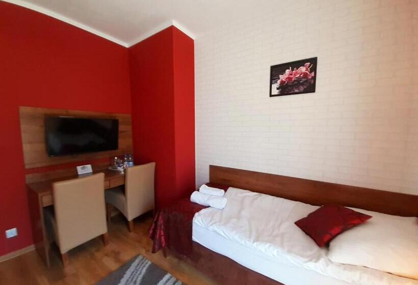 Quarto Estandar com Terraço, Pensjonat Zielone Wzgórze W Bolesławowie