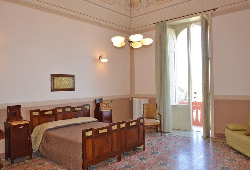 海景套房, Palazzo Vallebona