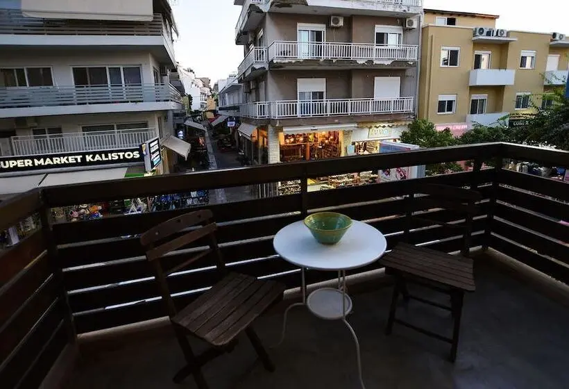 エコノミールーム, Marnin Apartments