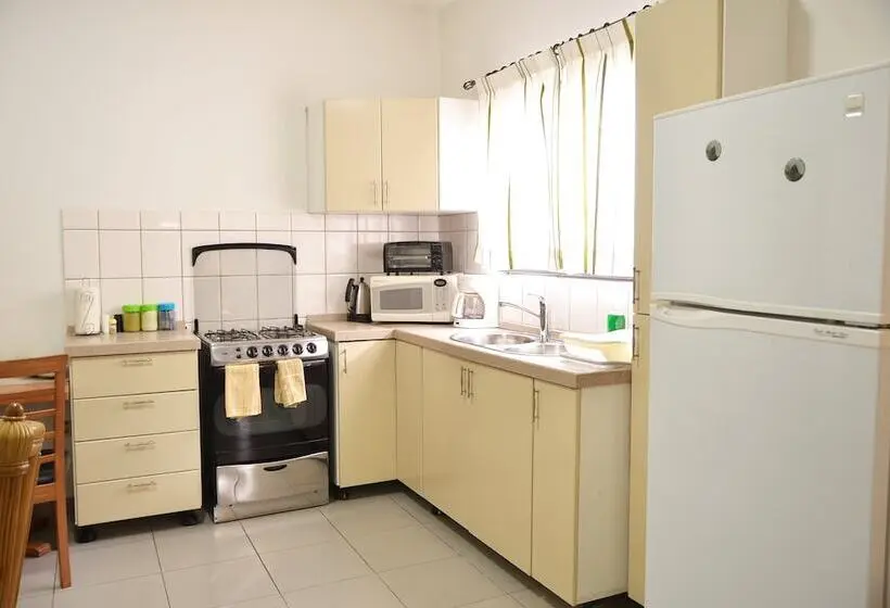 آپارتمان 1 خوابه, Rachel's Apartments