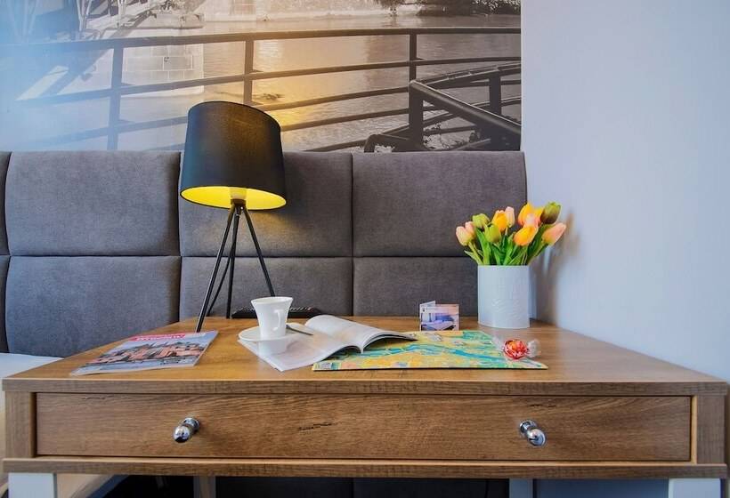 اتاق استاندارد یک نفره, Boogie Aparthouse Old Town