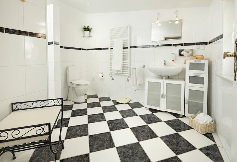 جناح, Fjordkroen