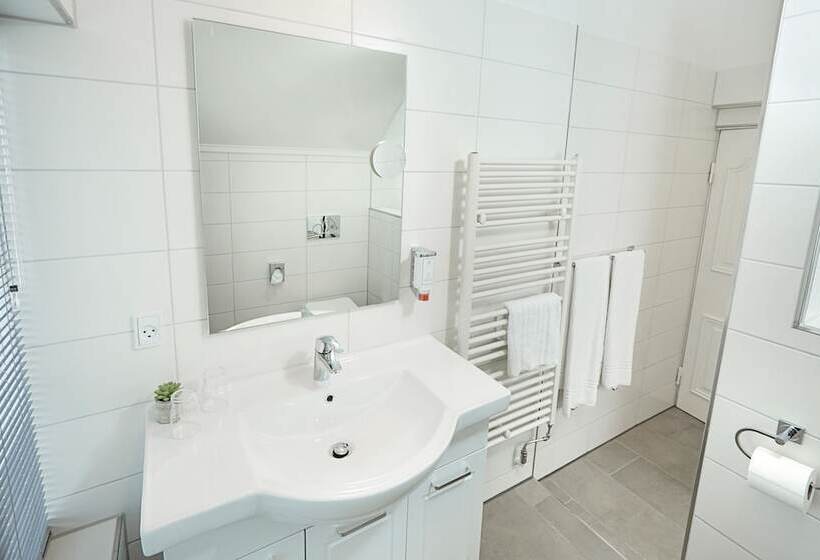 جناح جونيور مطلّ علي البحر, Fjordkroen